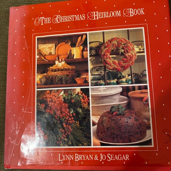 The Christmas Heirloom Book, a beautiful vintage book with great photographs - Picture 1 of 10